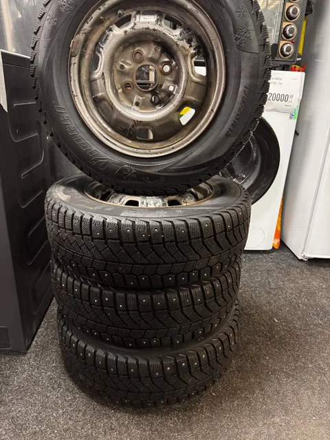 Резина R13 на штампах 2021 год - Запчасти в Красноярск