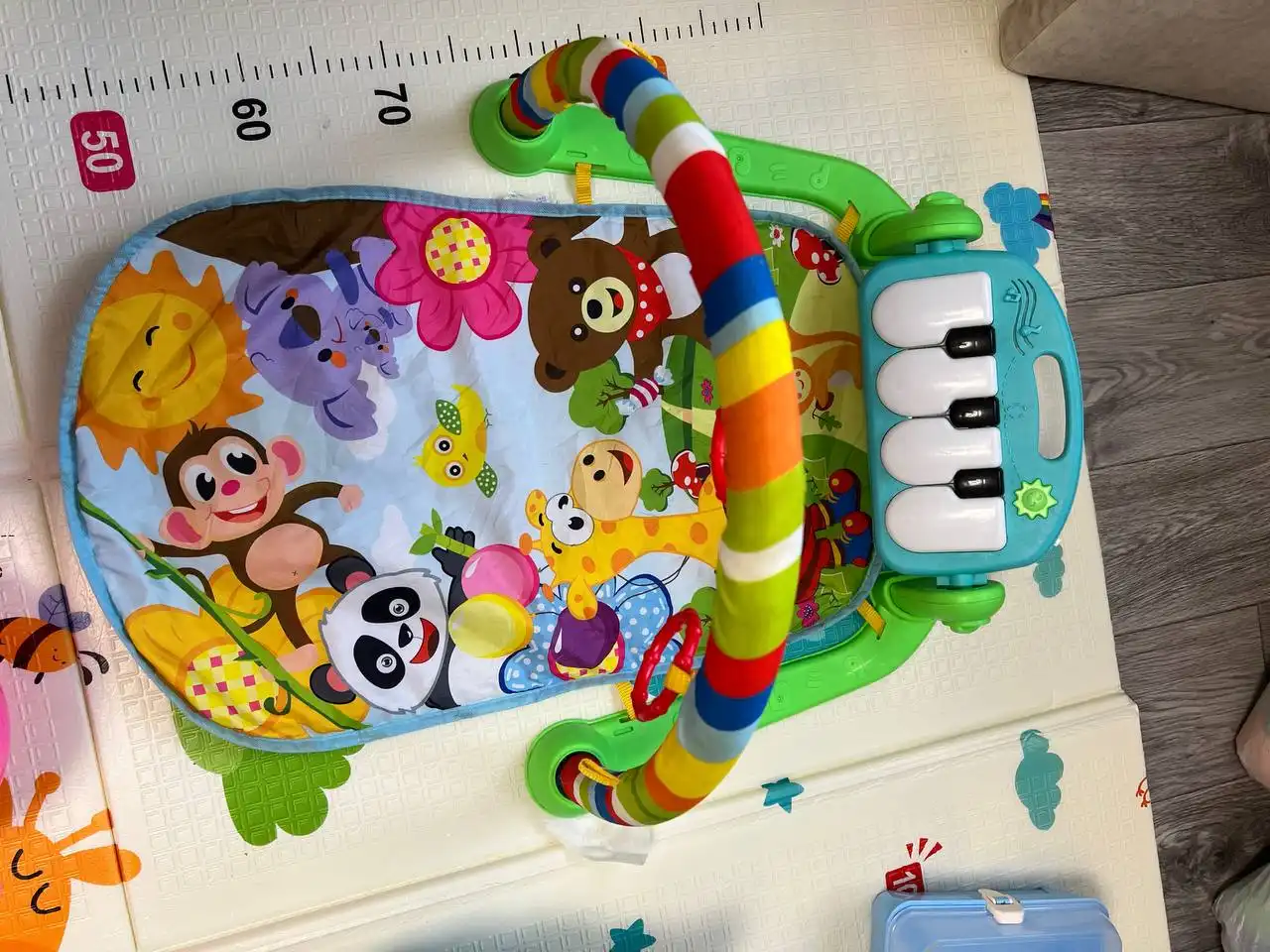 Продам ходунки и развивающий коврик с пианино