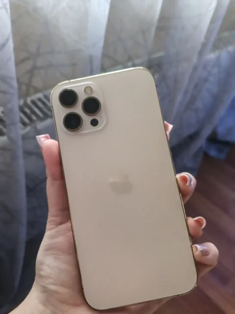 Продам iPhone 12 Pro Max 256 ГБ - Электроника в Красноярск