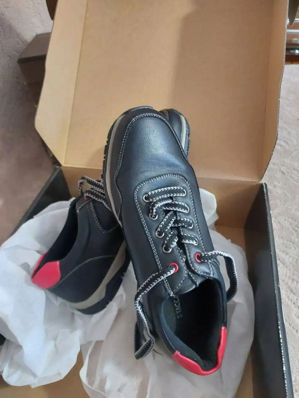 Продажа обуви