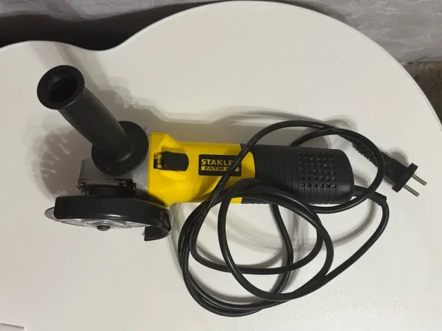 Продам болгарку УШМ Stanley Fatmax FMEG125V 125мм - Оборудование в Красноярск