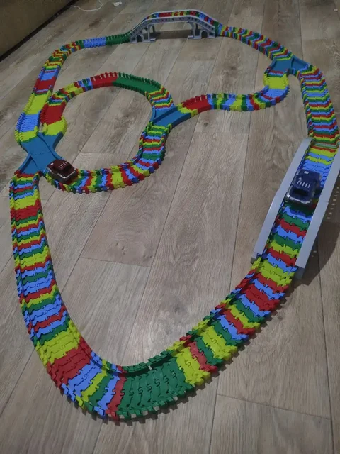 Продам трек мистера фикса 400 деталей с аксессуарами - Хобби и отдых в Красноярск