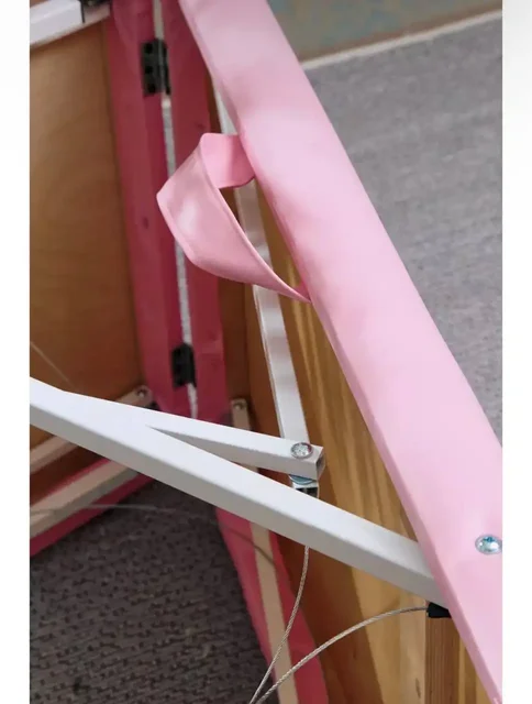 Косметологическая кушетка для наращивания ресниц и процедур - Строительная техника в Красноярск