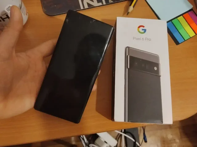 Продажа битого Google Pixel 6 Pro 12/512 - Аксессуары для телефонов в Красноярск