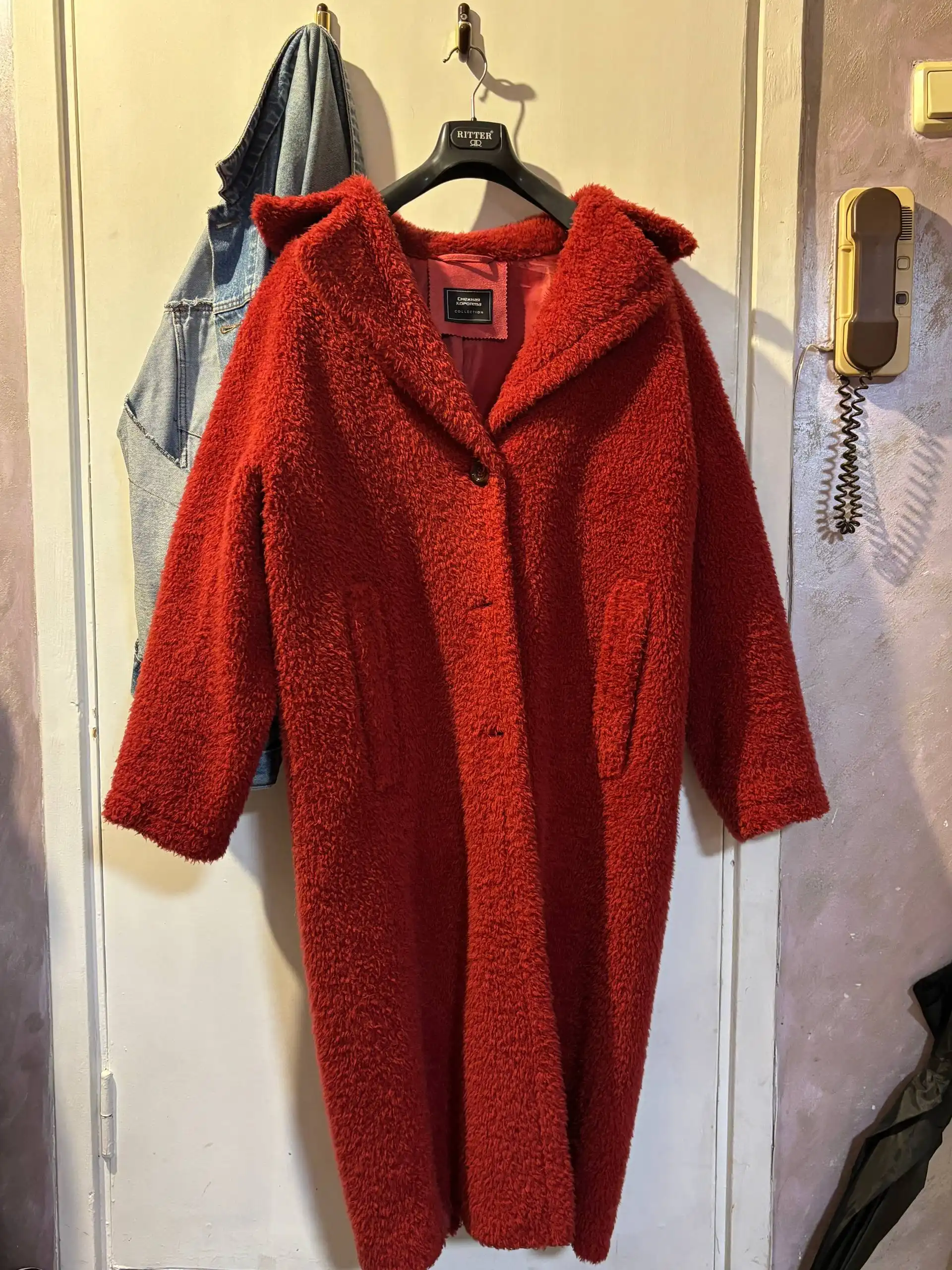 Продам шубу из искусственного меха - Верхняя одежда (Одежда) в Красноярск