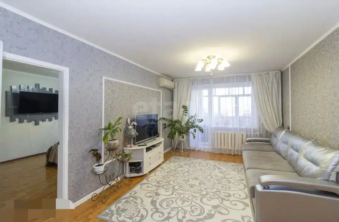 Продажа 4-комнатной квартиры в Тюмени