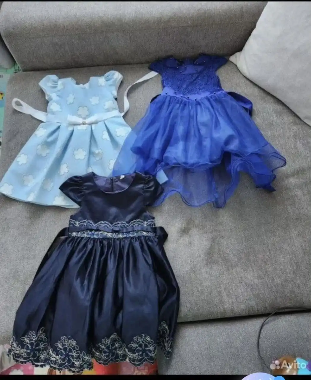 Продам телефон на 2-3 года