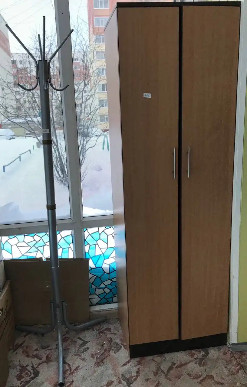 Продажа офисной мебели в хорошем состоянии - Мебель (Барахолка) в Нефтеюганск