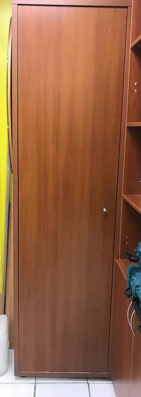 Продажа офисной мебели в хорошем состоянии - Мебель (Барахолка) в Нефтеюганск