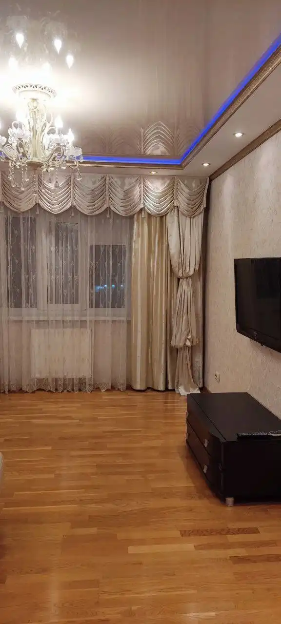 Сдам квартиру в центре Сургута на длительный срок - Аренда квартир (Недвижимость) в Сургут