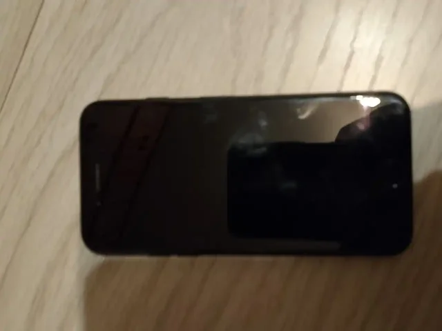 Продам iPhone 7 в хорошем состоянии - Игры для консолей в Сургут