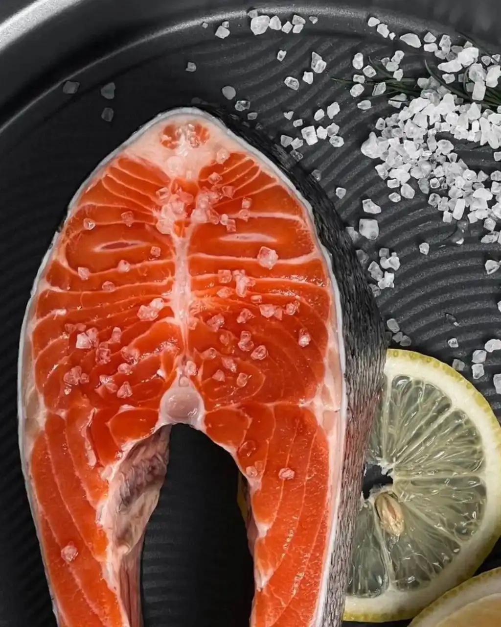 Свежая охлаждённая форель с доставкой - Продукты питания (Барахолка) в Сургут