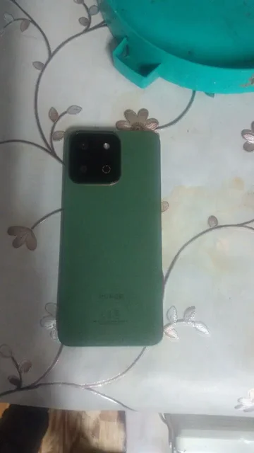 Продам телефон на запчасти - Мобильные телефоны в Сургут