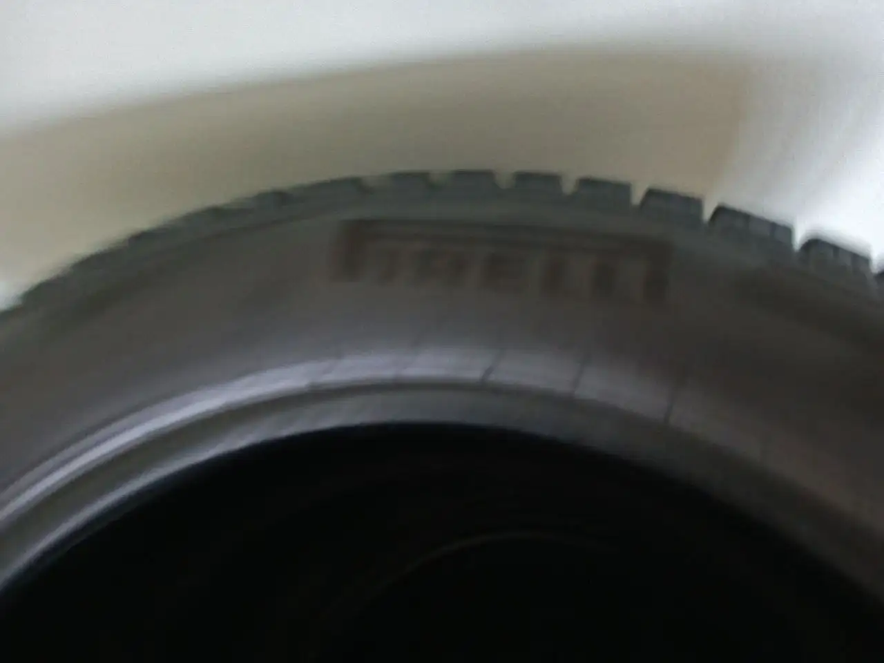 Всесезонная резина 225/55 R 19 - Шины (Авто) в Сургут