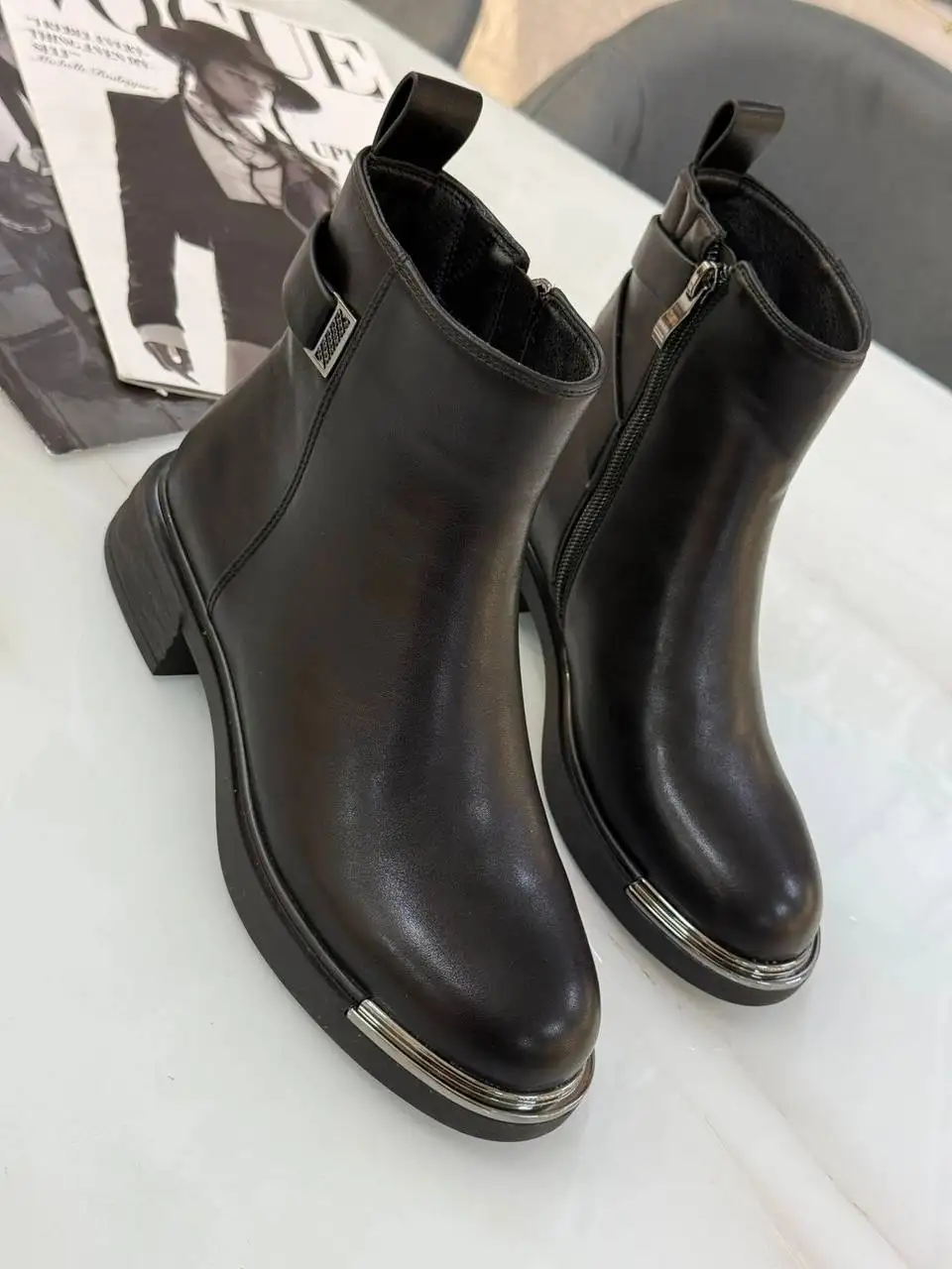 Обувь весенняя размеры 37 и 40 - Обувь (Одежда) в Сургут