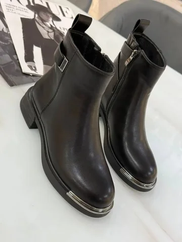 Обувь весенняя размеры 37 и 40 - Головные уборы в Сургут