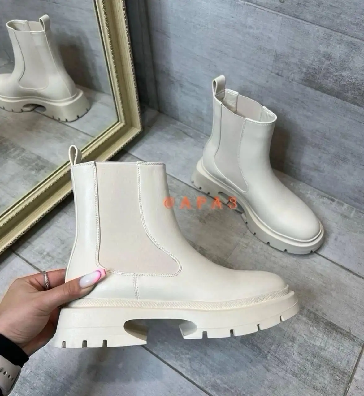 Одежда женская весенняя - Женская одежда (Одежда) в Сургут