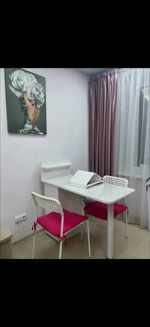 Продам стол в Сургуте - Барахолка в Сургут