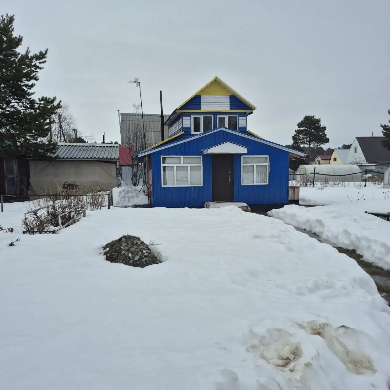 Продам дачу 11 соток с домом, баней и участком - Дача (Недвижимость) в Сургут