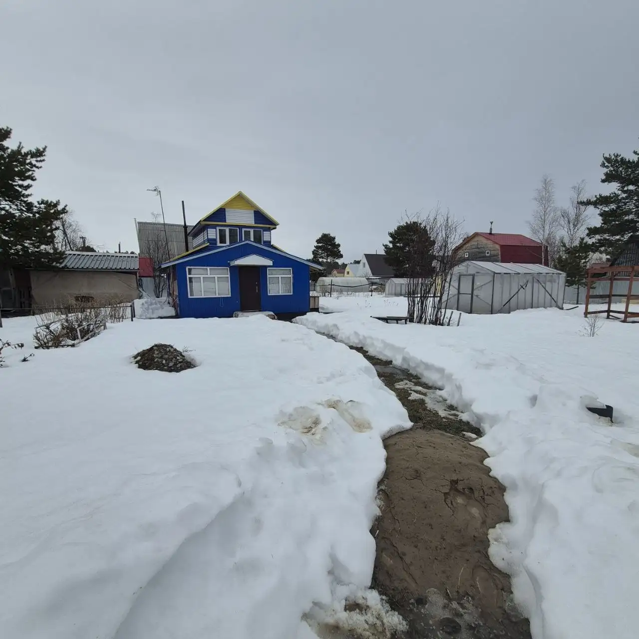 Продам дачу 11 соток с домом, баней и участком - Дача (Недвижимость) в Сургут