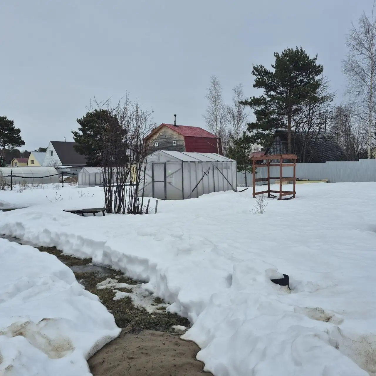 Продам дачу 11 соток с домом, баней и участком - Дача (Недвижимость) в Сургут