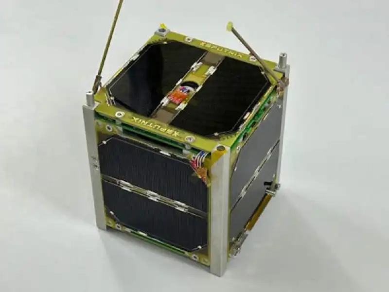 Первый якутский спутник «Чолбон» вышел на связь - Барахолка в Якутск