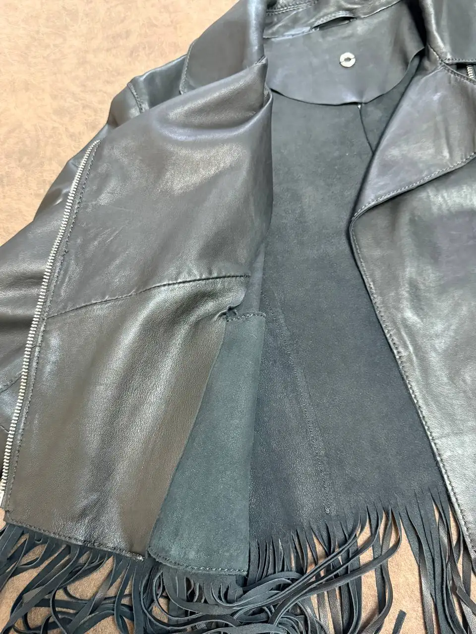 Куртка Massimo Dutti из натуральной кожи - Верхняя одежда (Одежда) в Москва