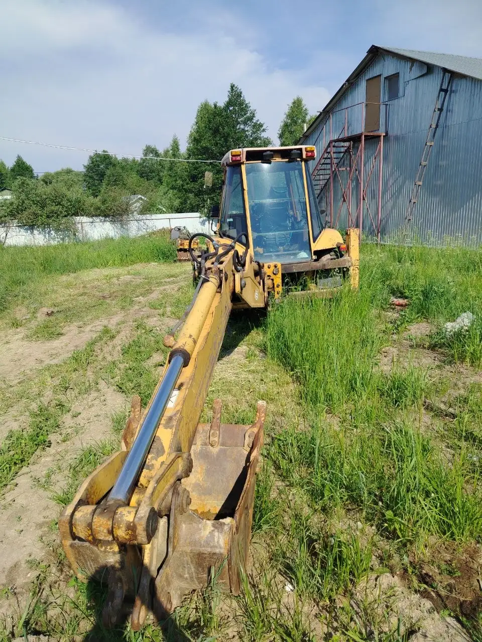 Продажа экскаватора Case 580 и мини трактора - Спецтехника (Авто) в Серпухов