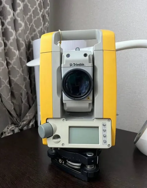 Тахеометр Trimble M3 в идеальном состоянии - Наручные часы в Москва