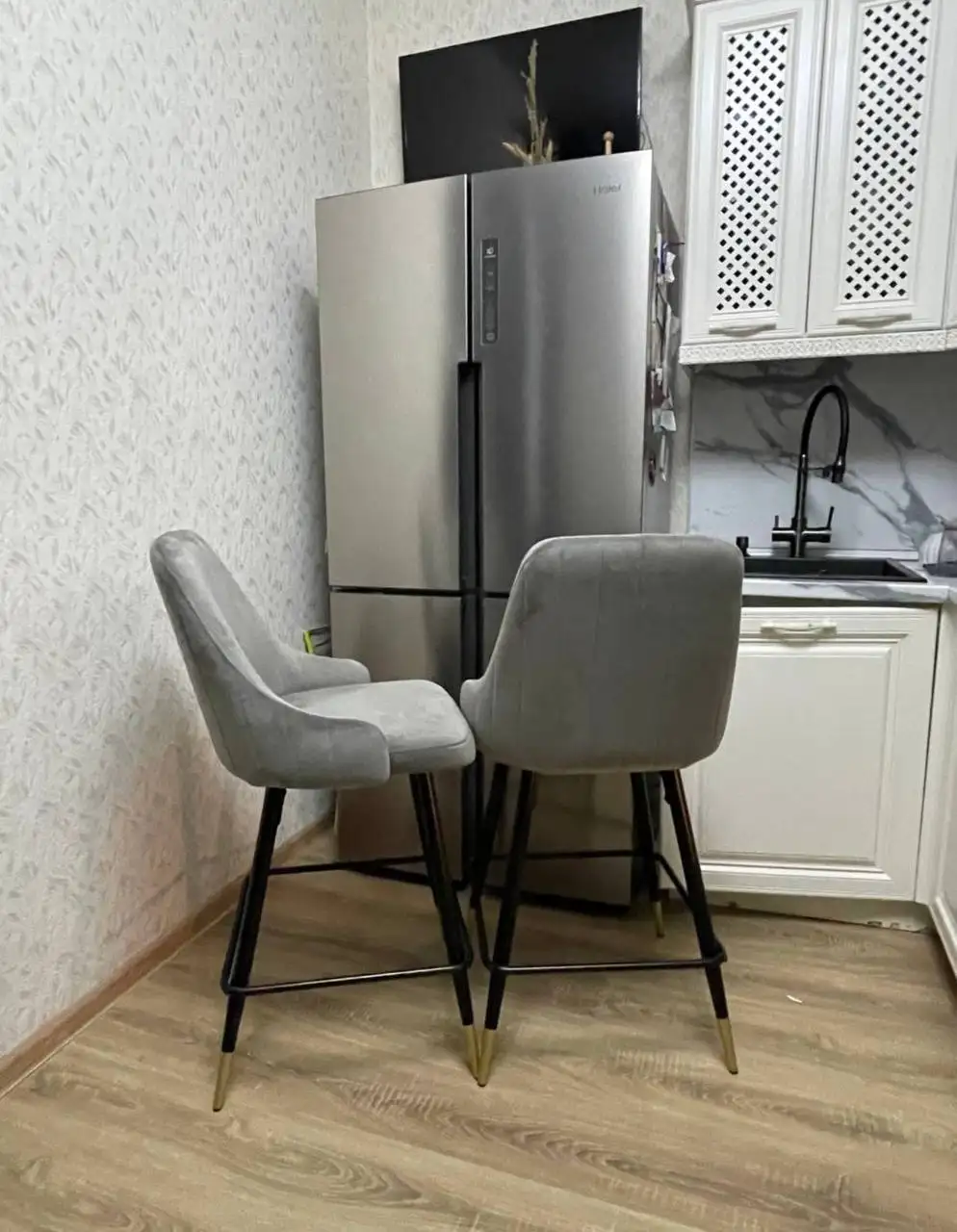 Продам барные стулья новые (8 шт) - Мебель (Для дома и дачи) в Москва