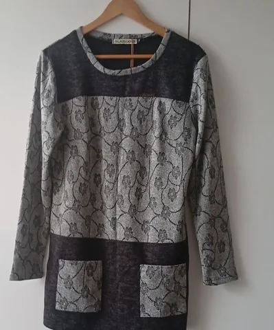 Мягкая трикотажная туника с цветочным узором - Одежда в Москва