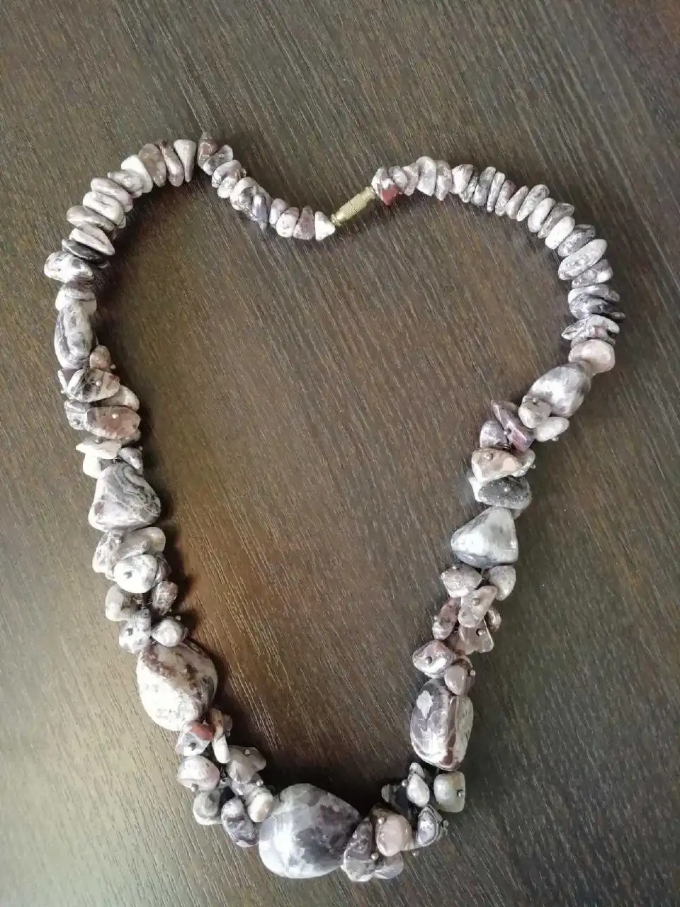 Бусы из натурального чароита