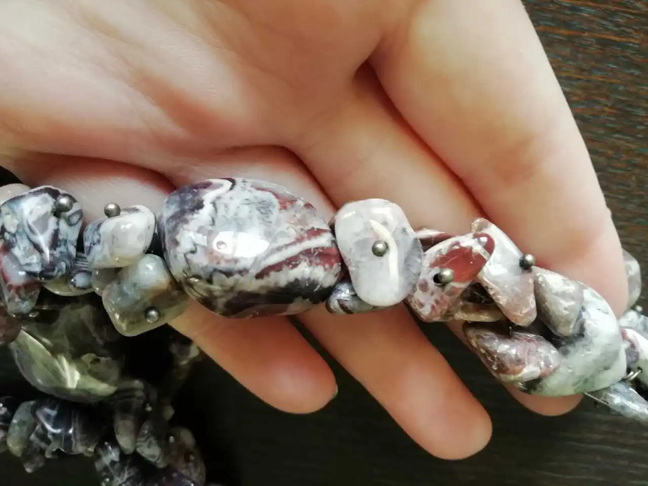 Бусы из натурального чароита