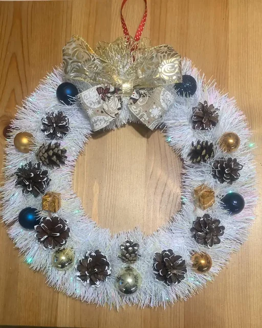 Новогодний венок и подсвечники - частное объявление в Жулебино