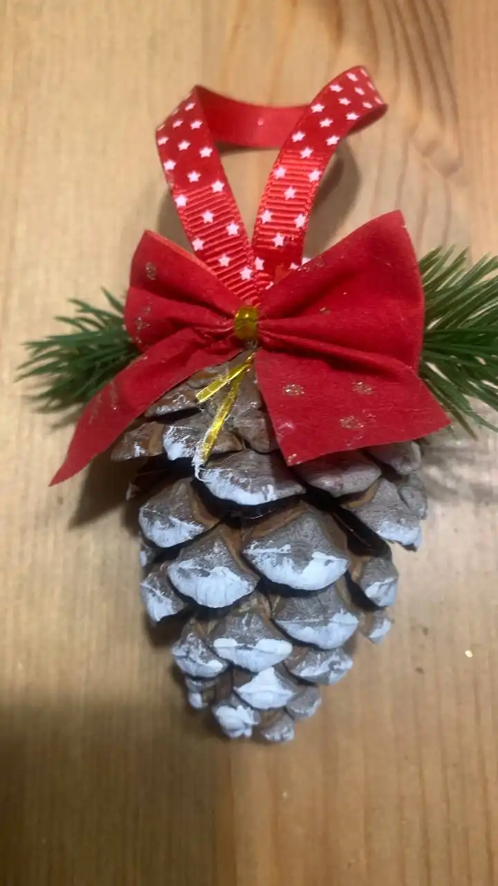 Новогодний венок и подсвечники