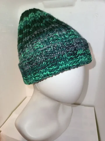 Шапка ручной работы 75% шерсть размер 55-57 - частное объявление в Москва