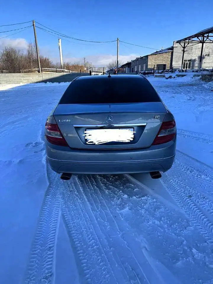 Mercedes-Benz C-класс 2009 года