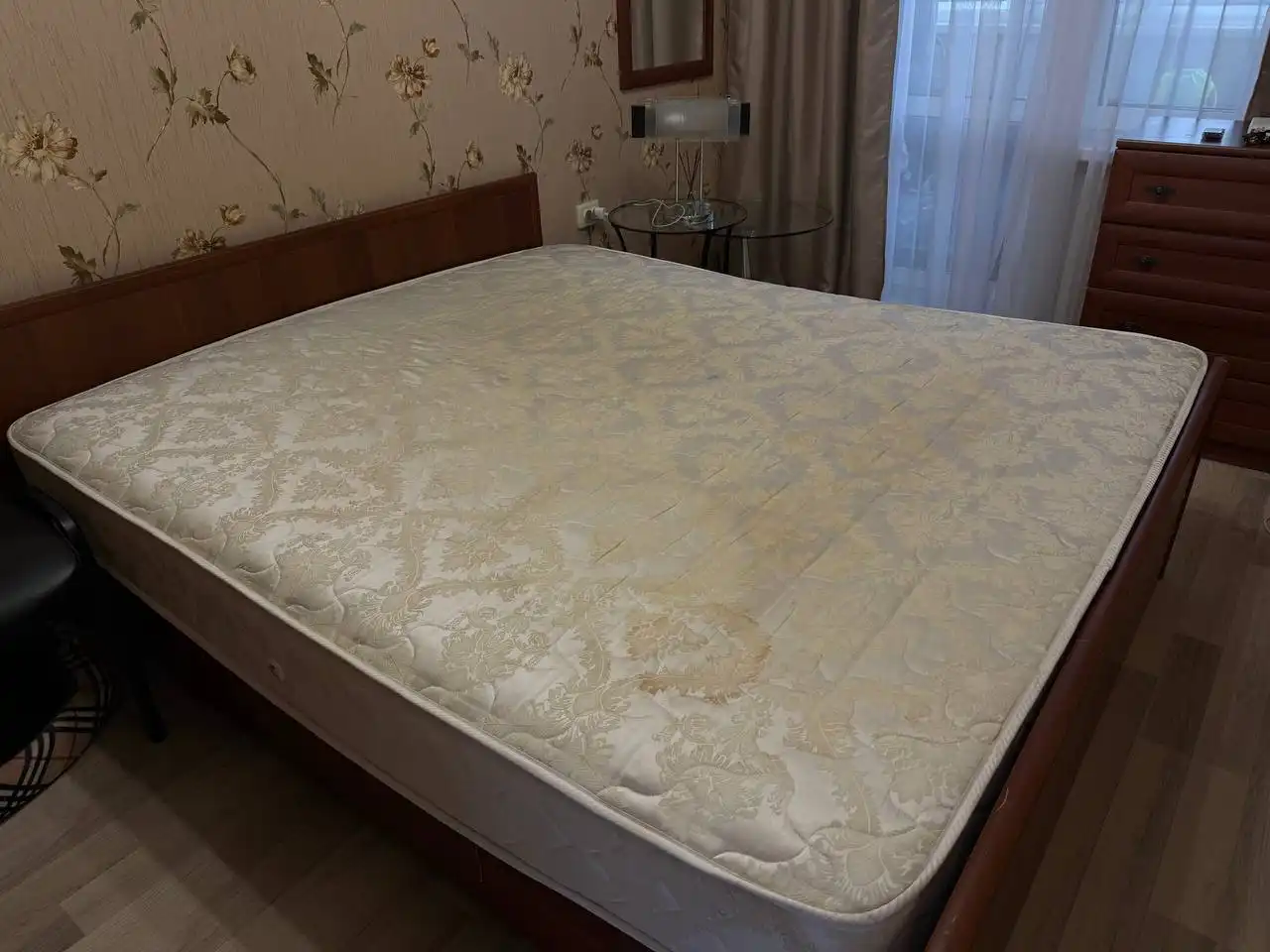 Ортопедический матрас б/у 180х200