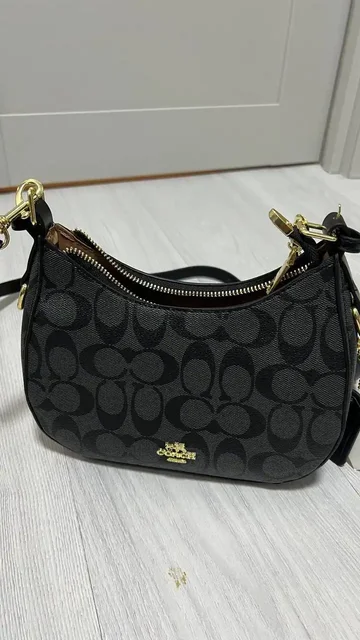 Распродажа женских сумок - Одежда в Долгопрудный