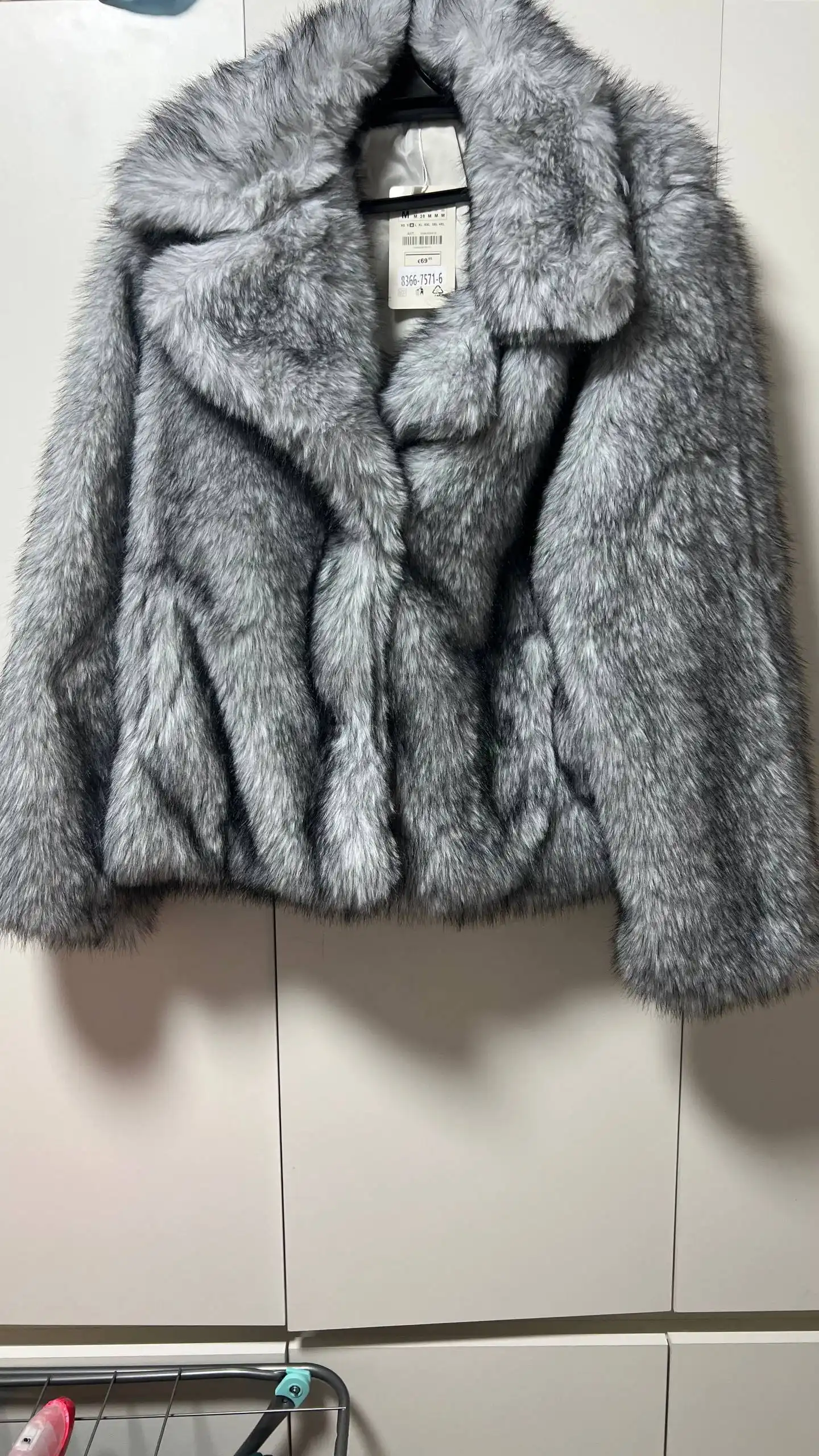 Шикарная шуба новая с биркой в Долгопрудном - Верхняя одежда (Одежда) в Долгопрудный