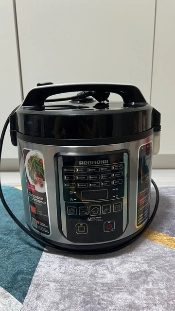 Мультиварка REDMOND в хорошем состоянии - Инструменты в Москва