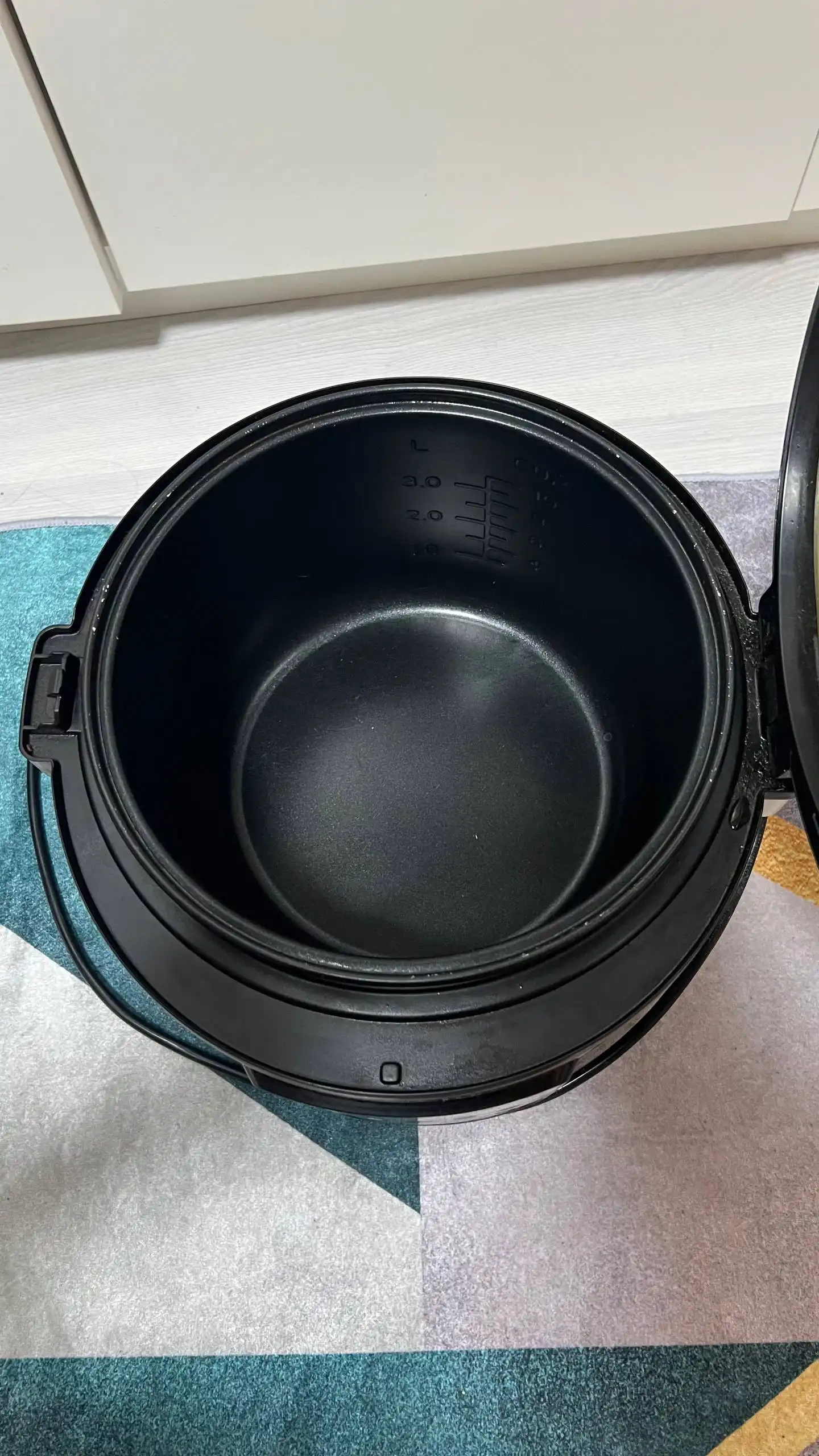 Мультиварка REDMOND в хорошем состоянии