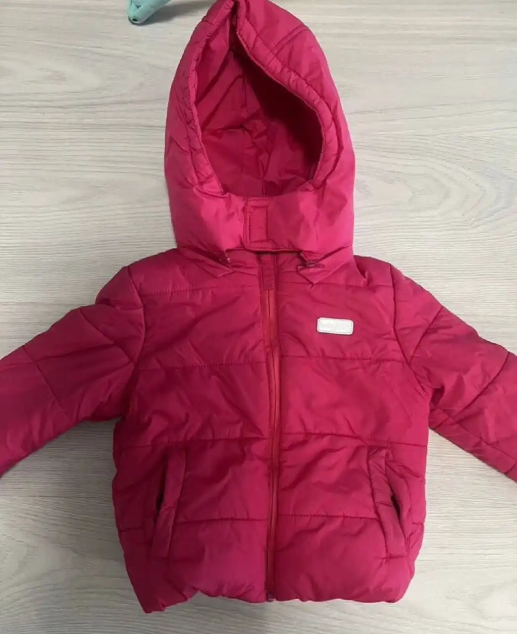 Продажа детской одежды: комбинезоны, куртка, конверт