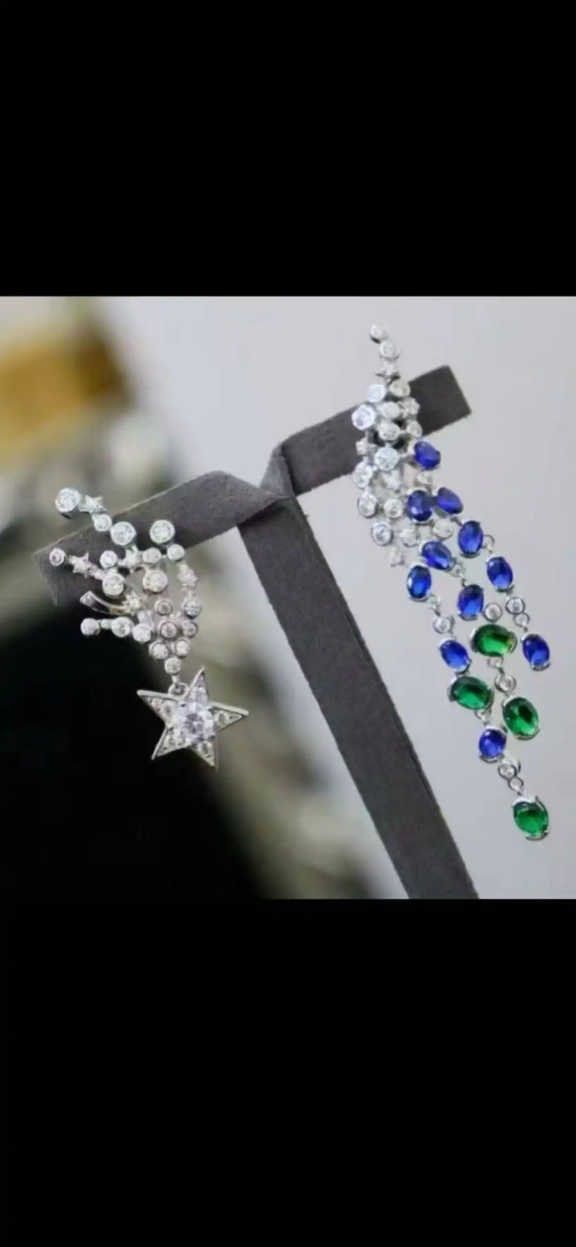 Продам новые серьги серебро и фианиты, авторская работа - Барахолка в Москва