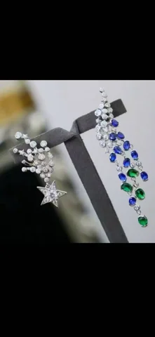 Продам новые серьги серебро и фианиты, авторская работа - частное объявление в Москва