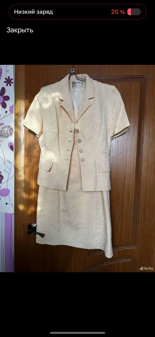 Продажа пиджака, костюма и платьев - Одежда в Москва