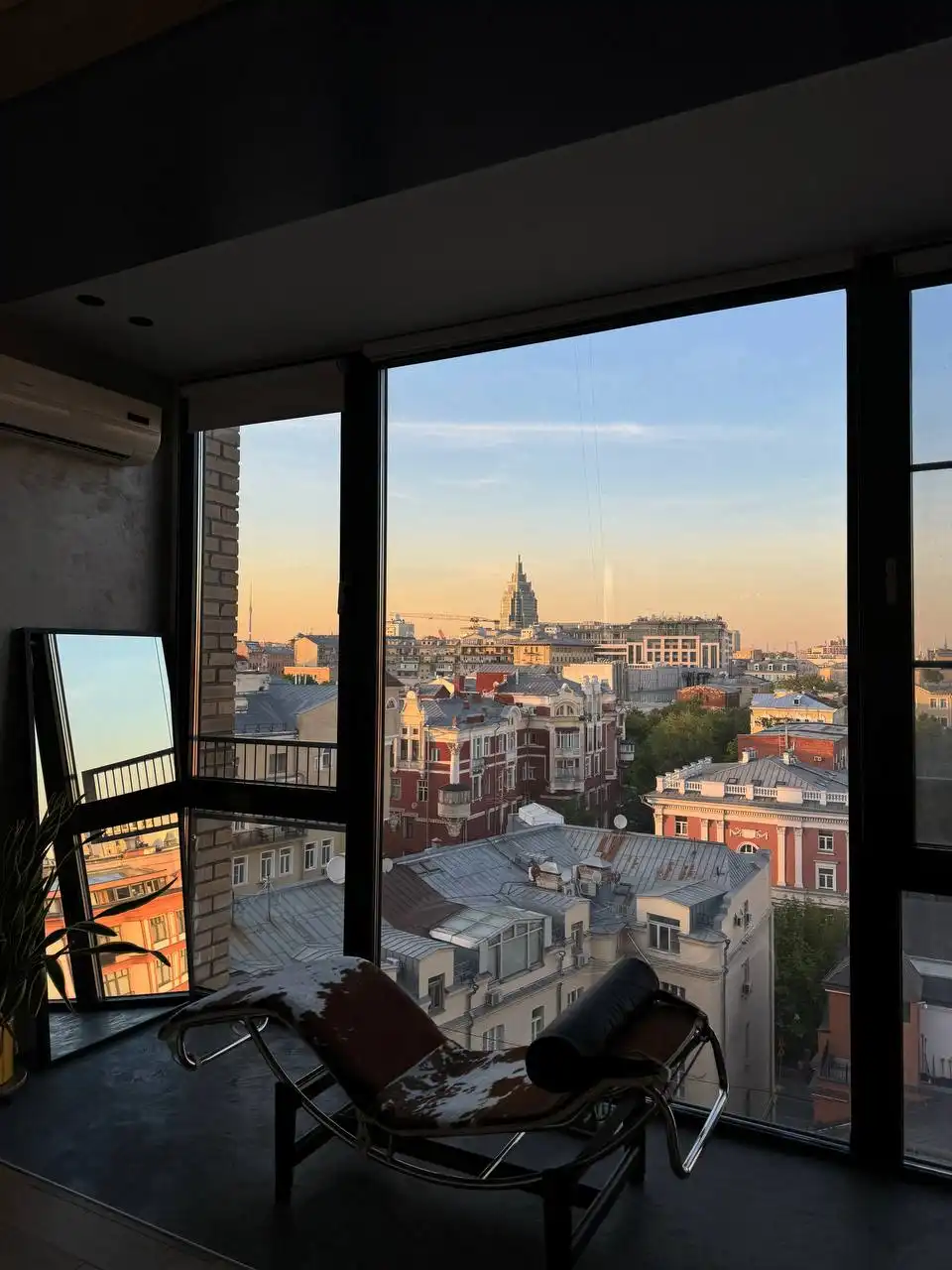 Продажа квартиры на ПАТРИКАХ в Москве - Недвижимость в Москва