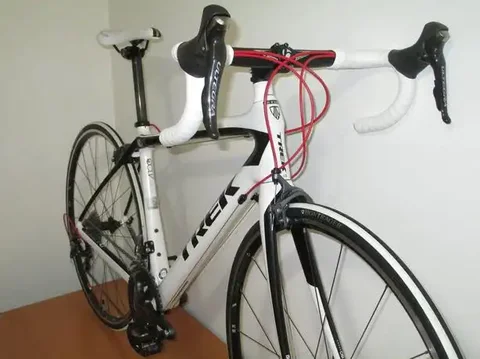 Шоссейный велосипед Trek Domane с Shimano Ultegra - Велосипеды в Москва