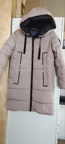 Пуховик р 44 FuN DAY - Верхняя одежда в Москва