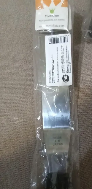 Лопатка Martellato металлическая с изгибом - Куклы в Москва